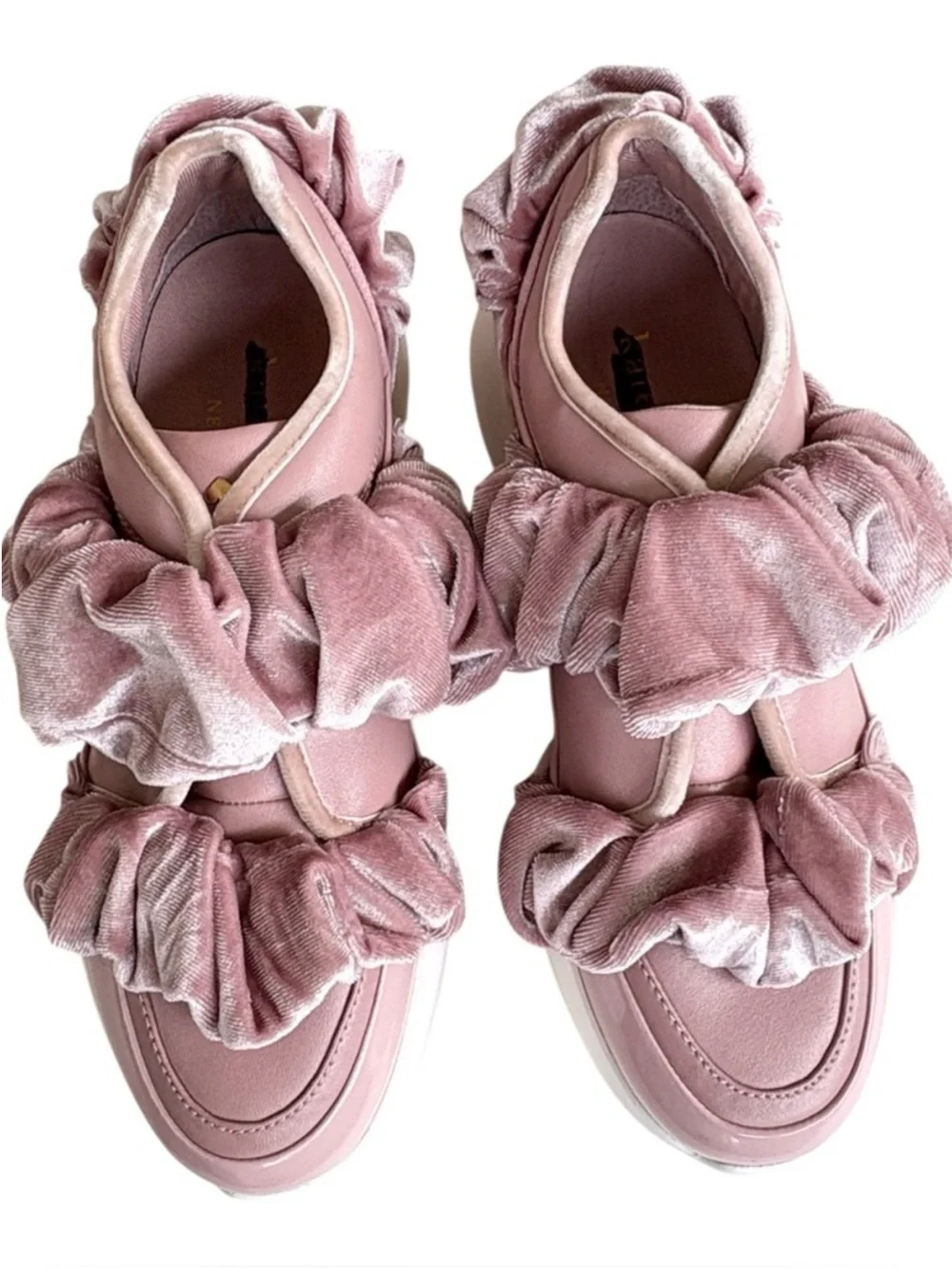 EUC Kate Spade Velvet Scrunchie Sneakers Mauve Size 6.5